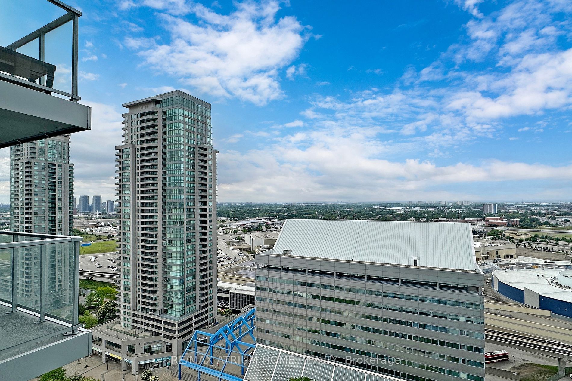 60 Town Centre Crt, #2404
