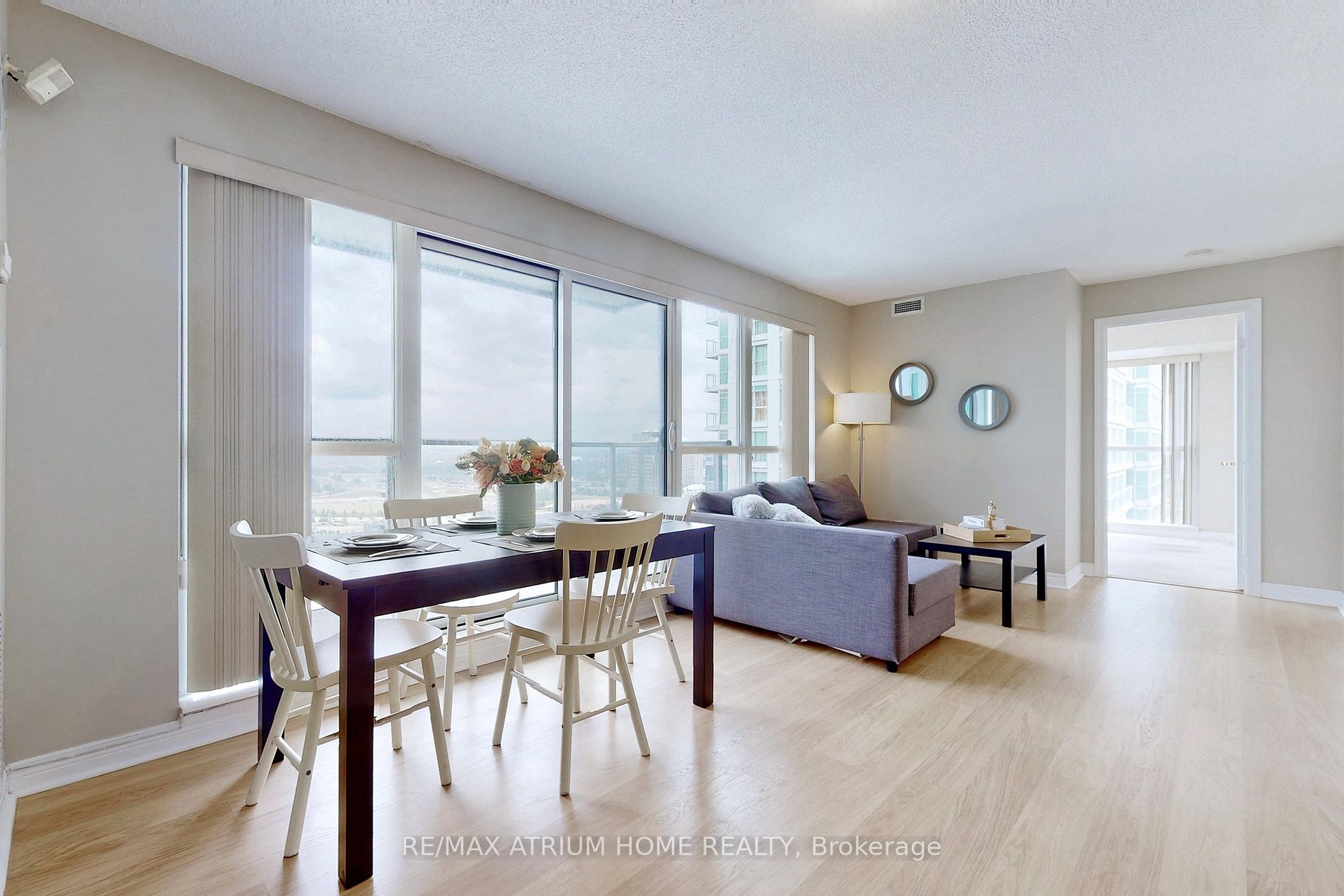 60 Town Centre Crt, #2404