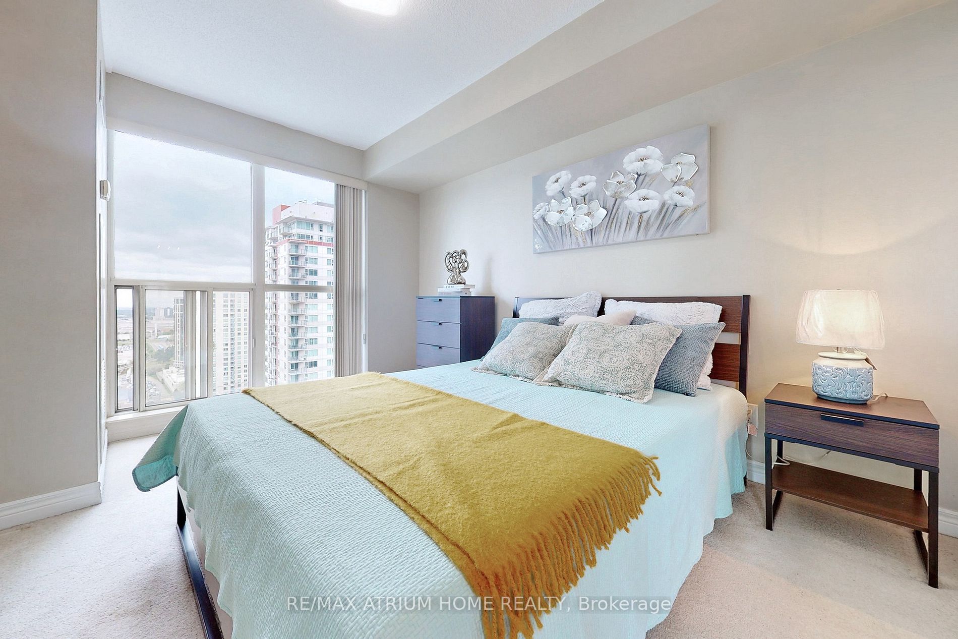 60 Town Centre Crt, #2404
