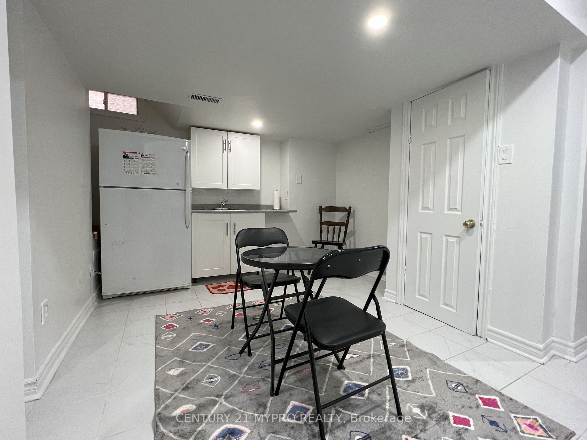 35 Lax Avenue