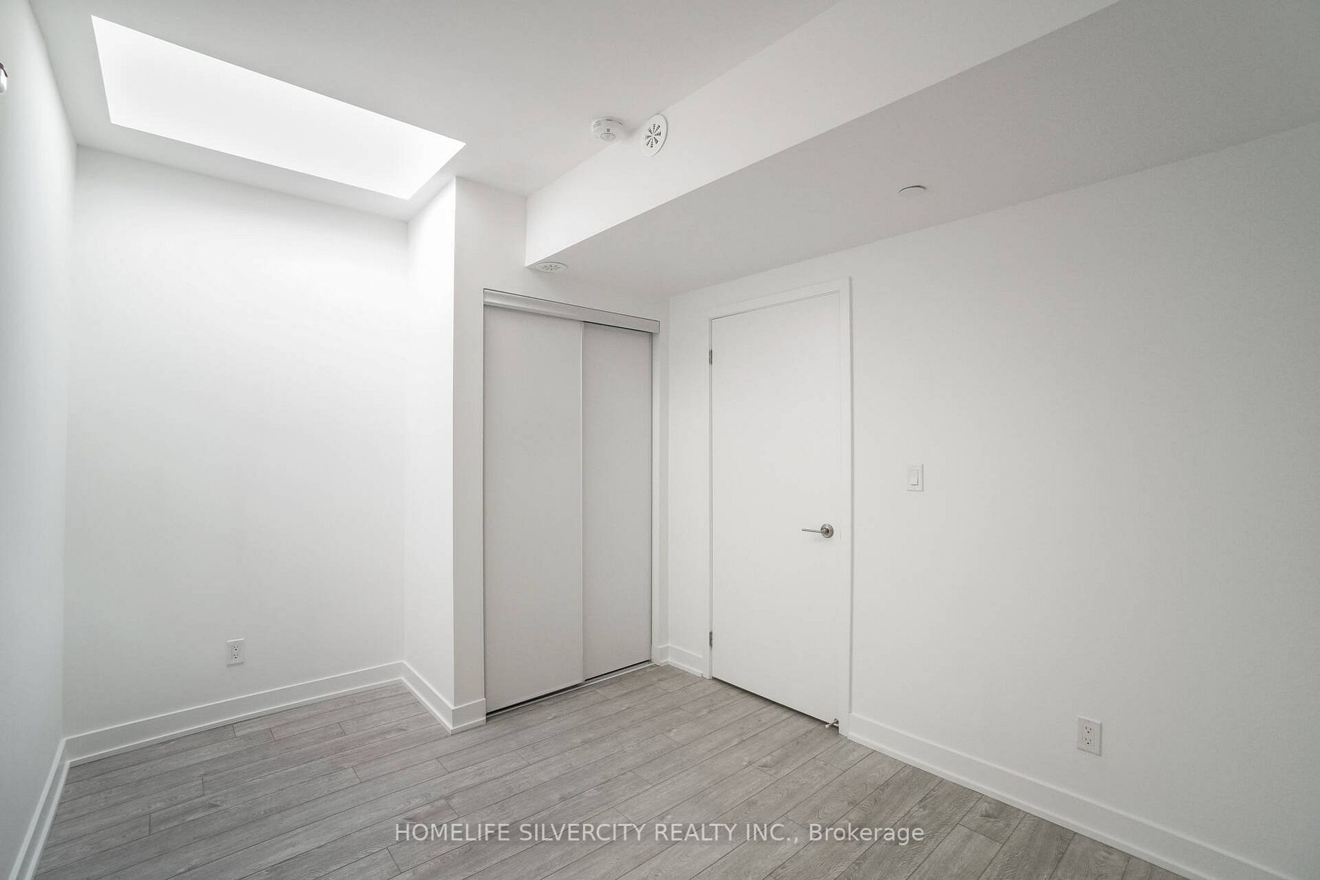 2100 Bridletowne Circ, #330