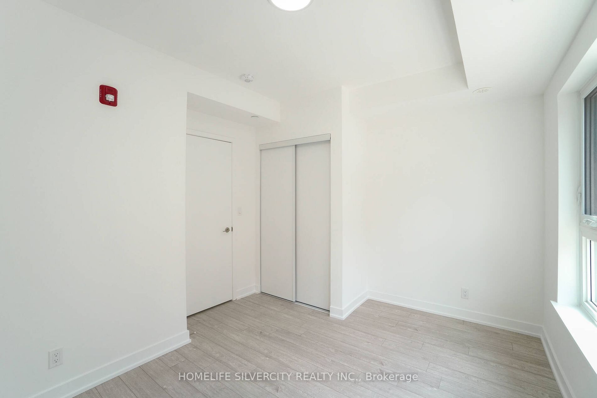 2100 Bridletowne Circ, #330