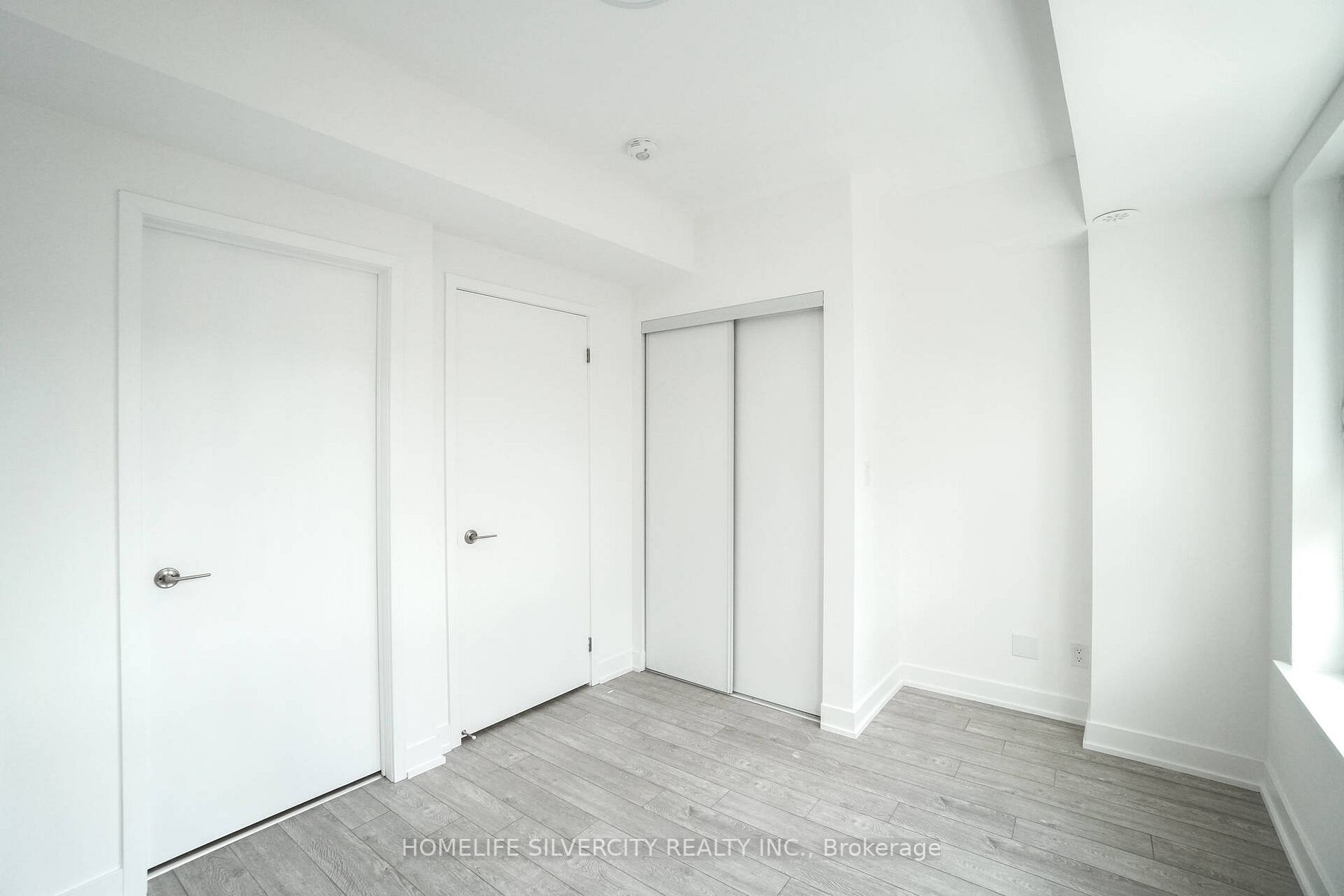 2100 Bridletowne Circ, #330