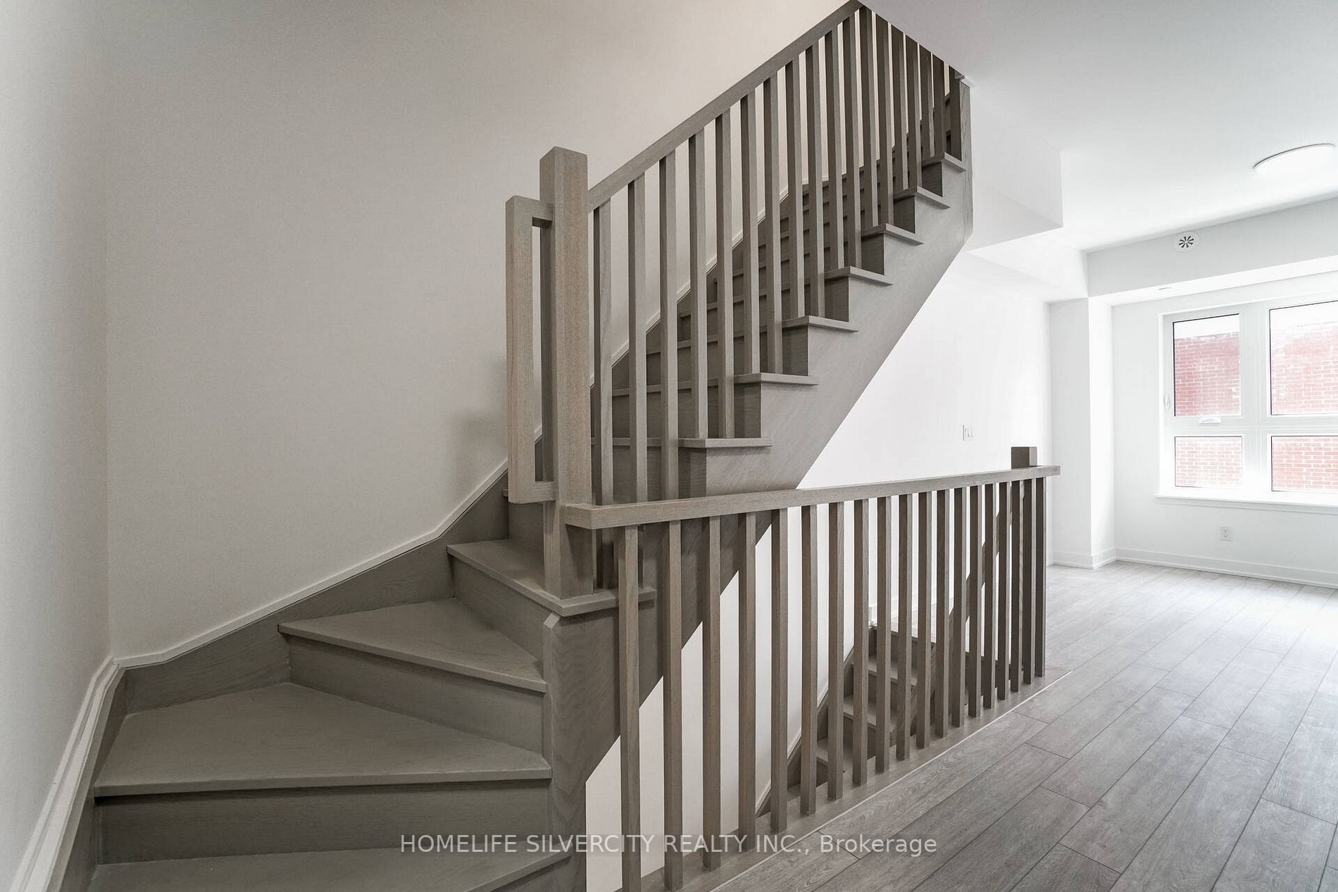 2100 Bridletowne Circ, #330