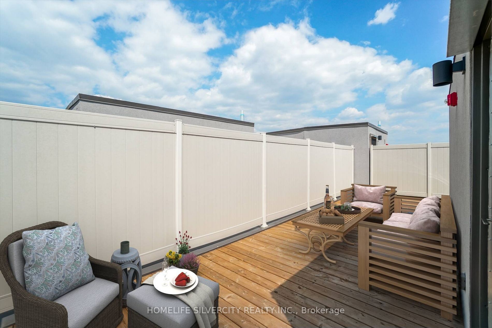 2100 Bridletowne Circ, #330