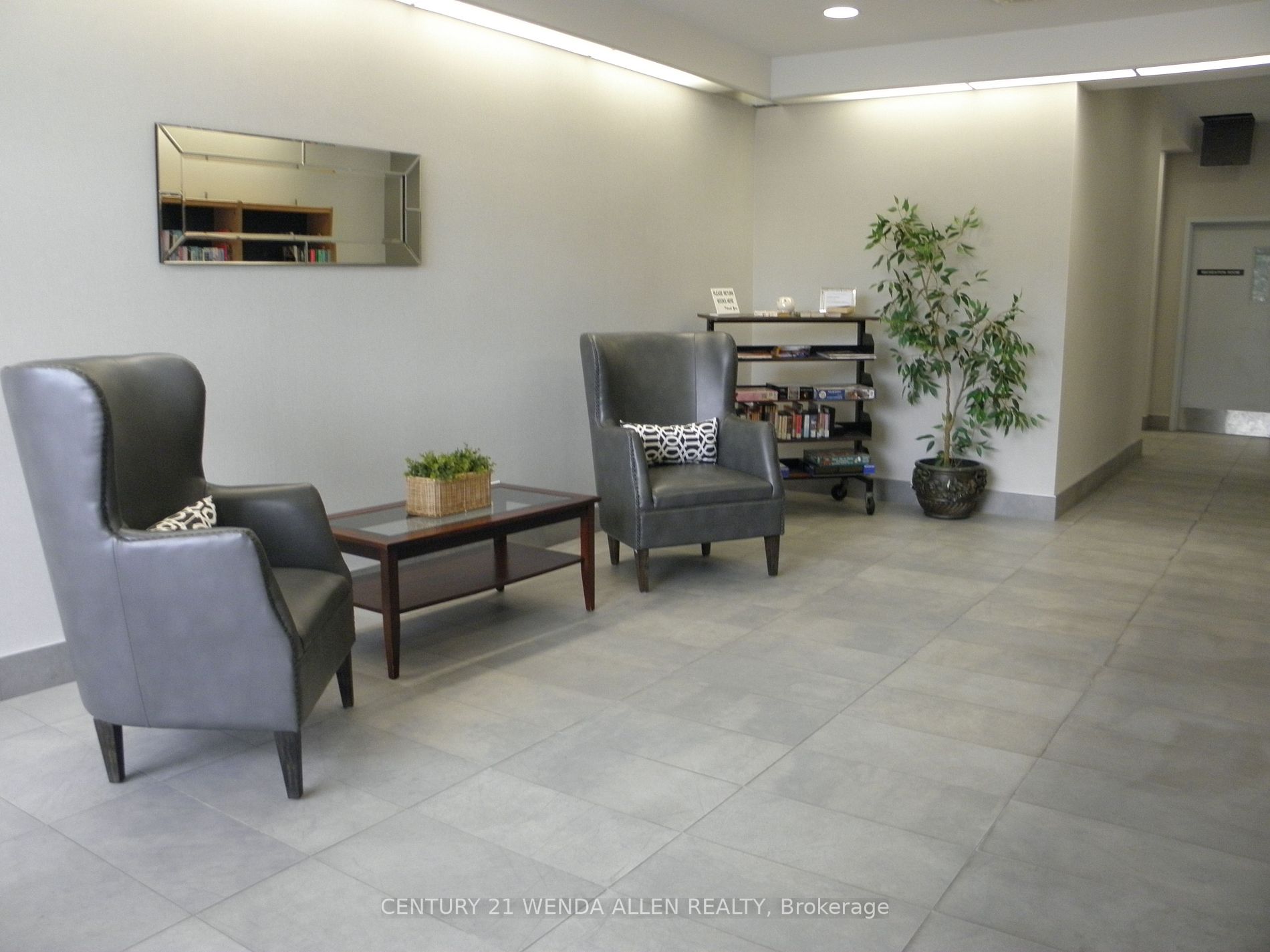 1665 Pickering Pkwy, #607