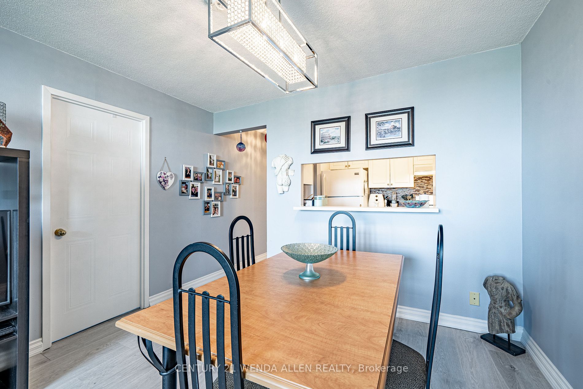 1665 Pickering Pkwy, #607