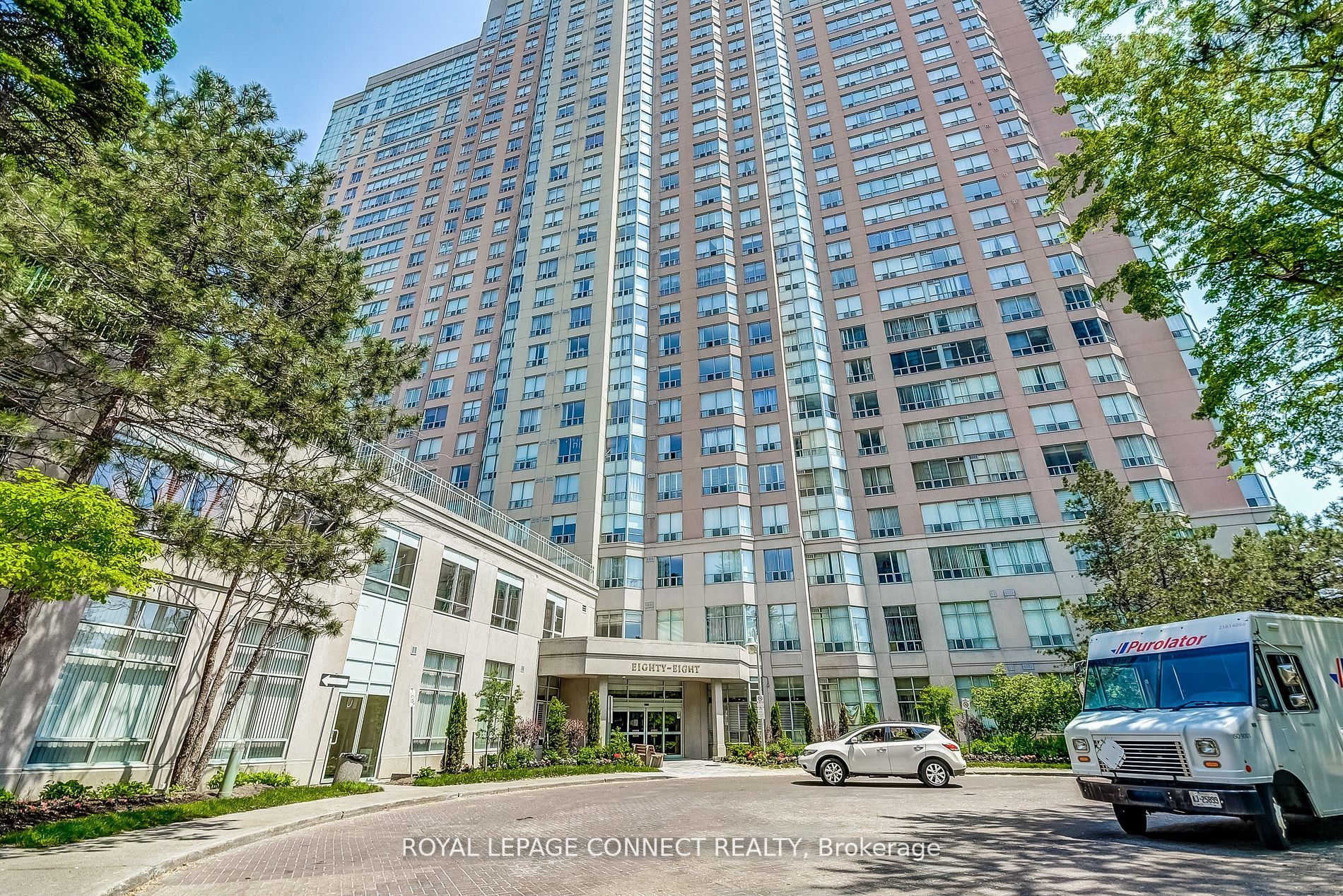 88 Corporate Dr, #1617