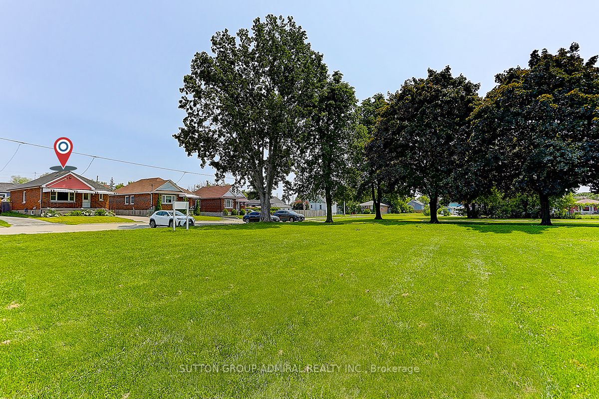 289 James Street W
