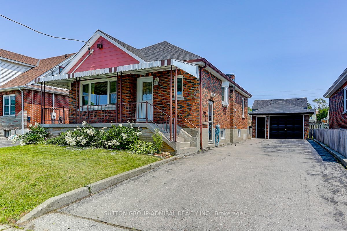 289 James Street W