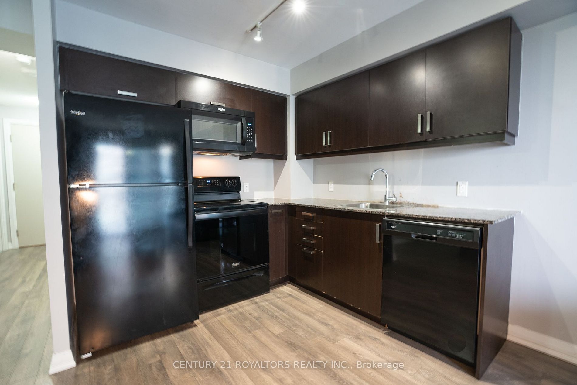 30 Meadowglen Pl, #1409