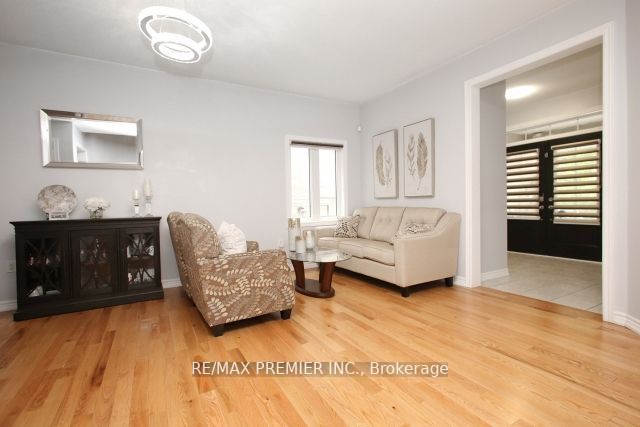267 Lyle Dr