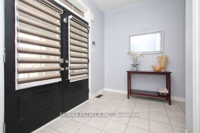 267 Lyle Dr