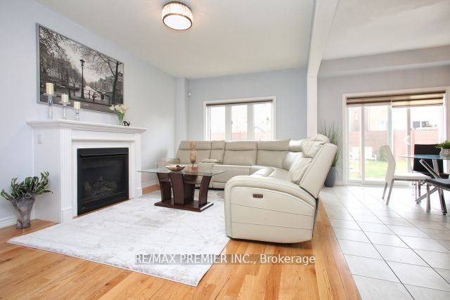 267 Lyle Dr