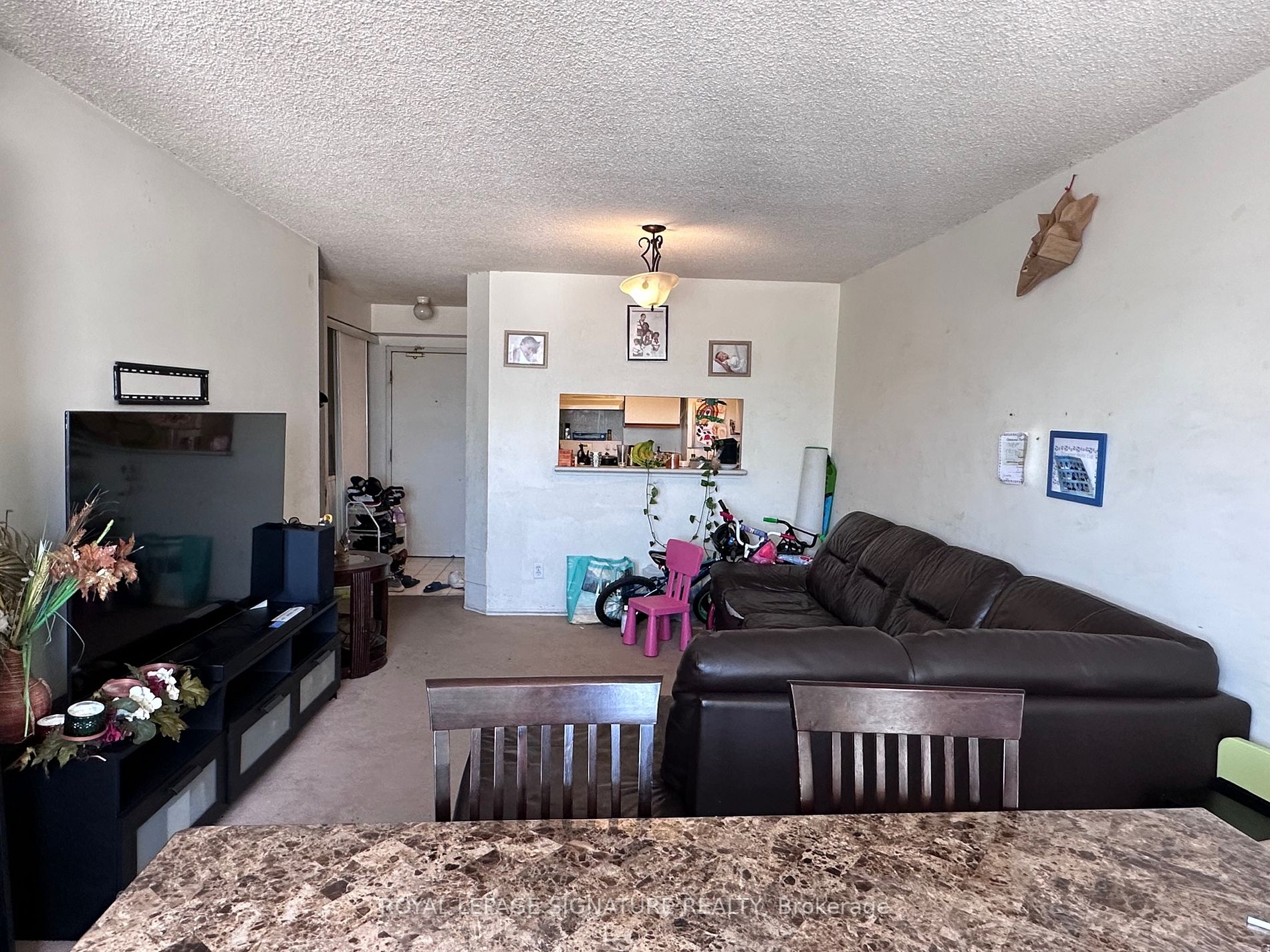 1470 Midland Ave, #409