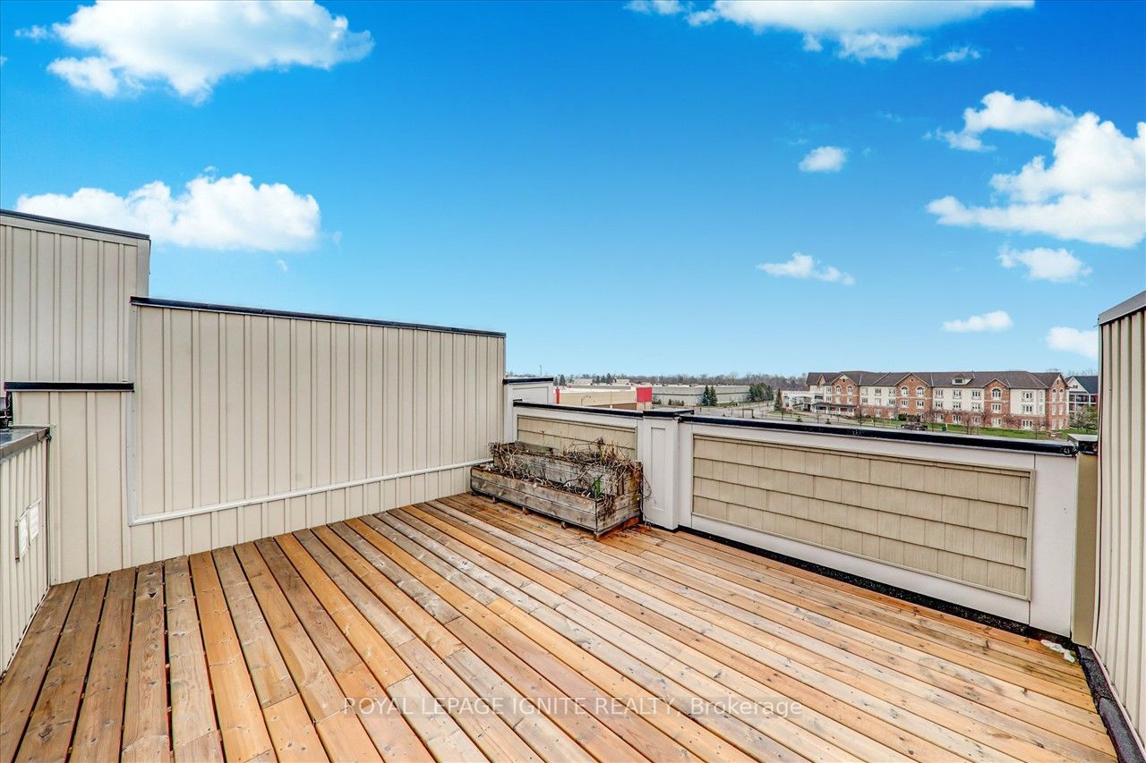 53 King George Way