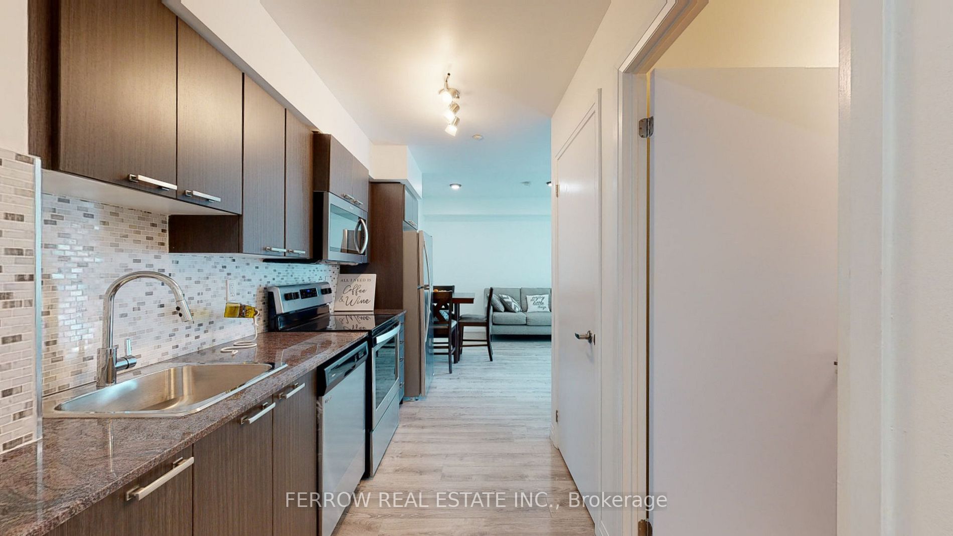 2150 Lawrence Ave E, #204