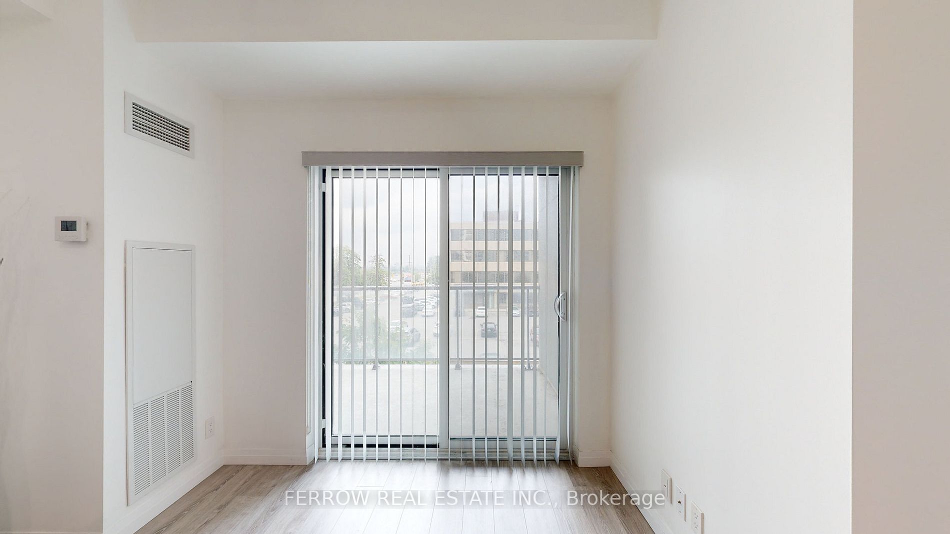 2150 Lawrence Ave E, #204