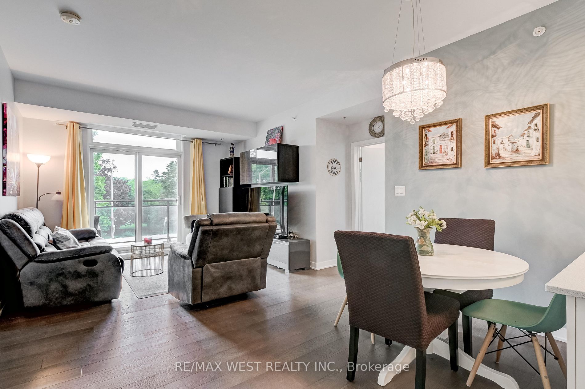 3560 ST CLAIR Avenue E, #224
