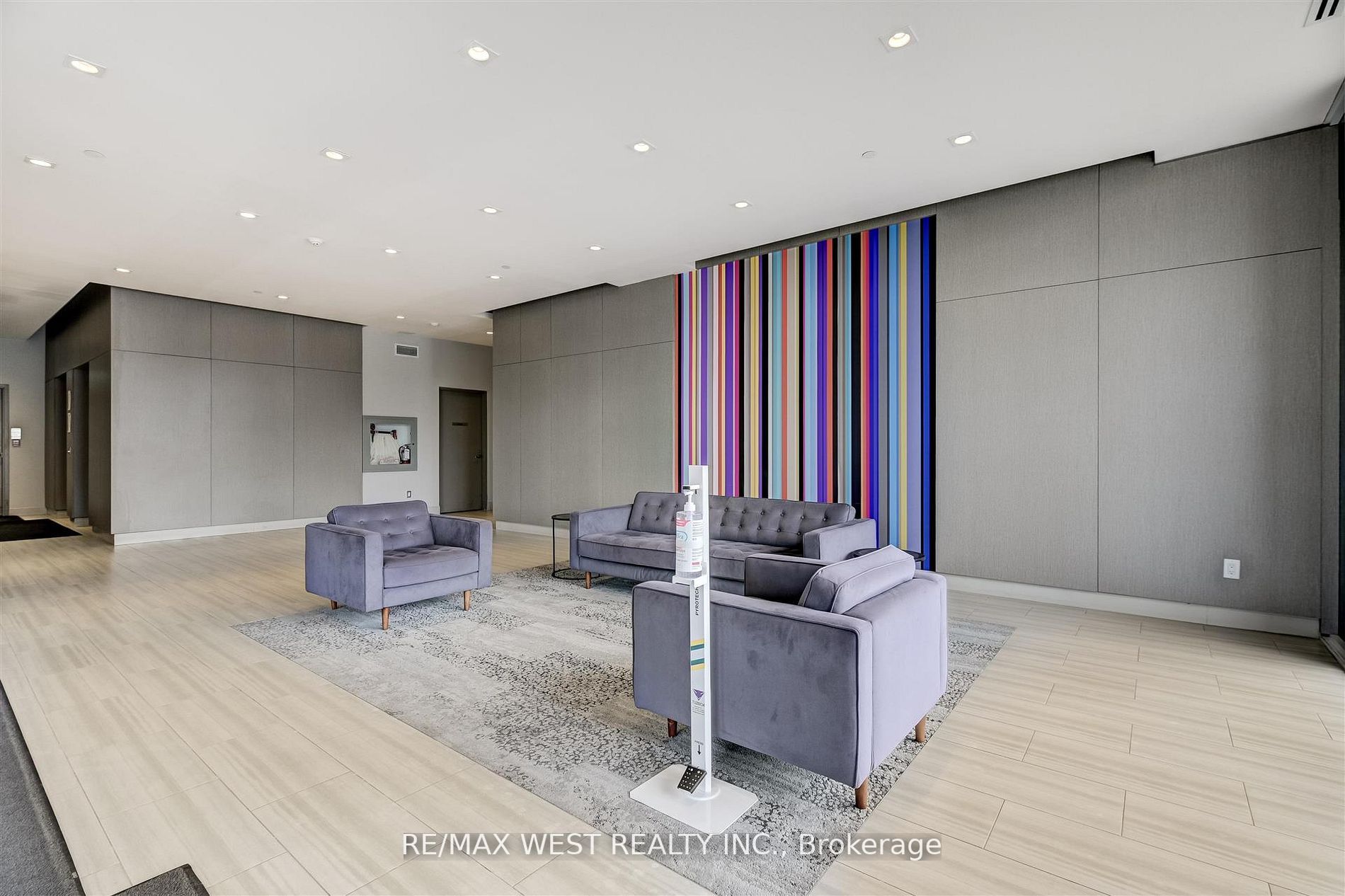 3560 ST CLAIR Avenue E, #224