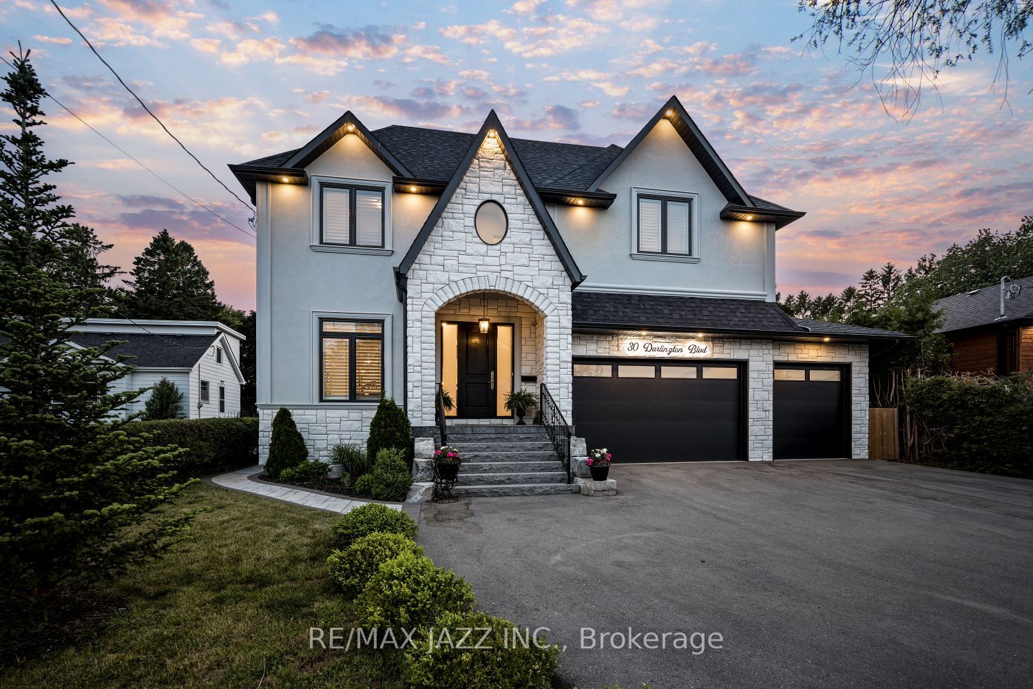 30 Darlington Blvd