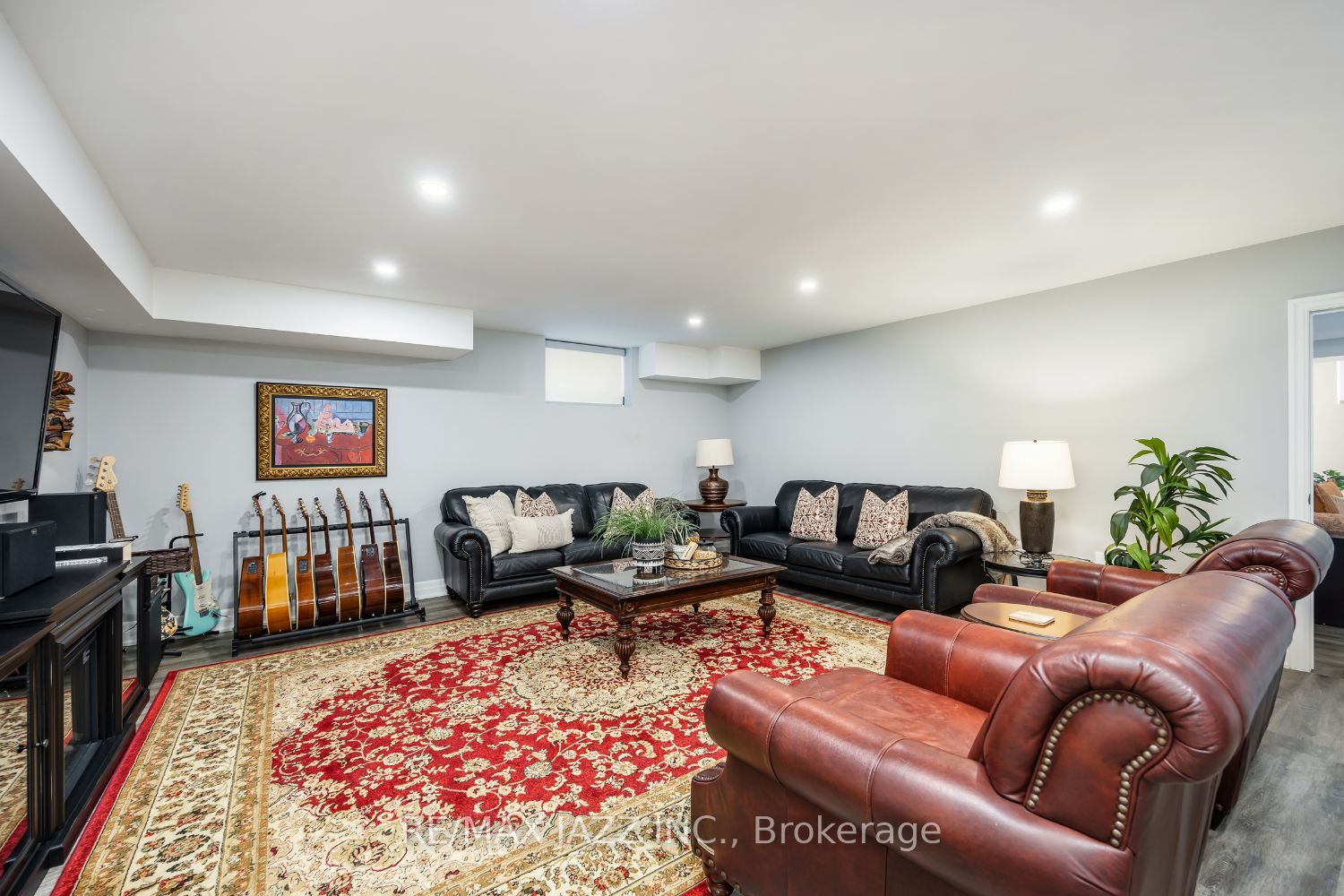 30 Darlington Blvd