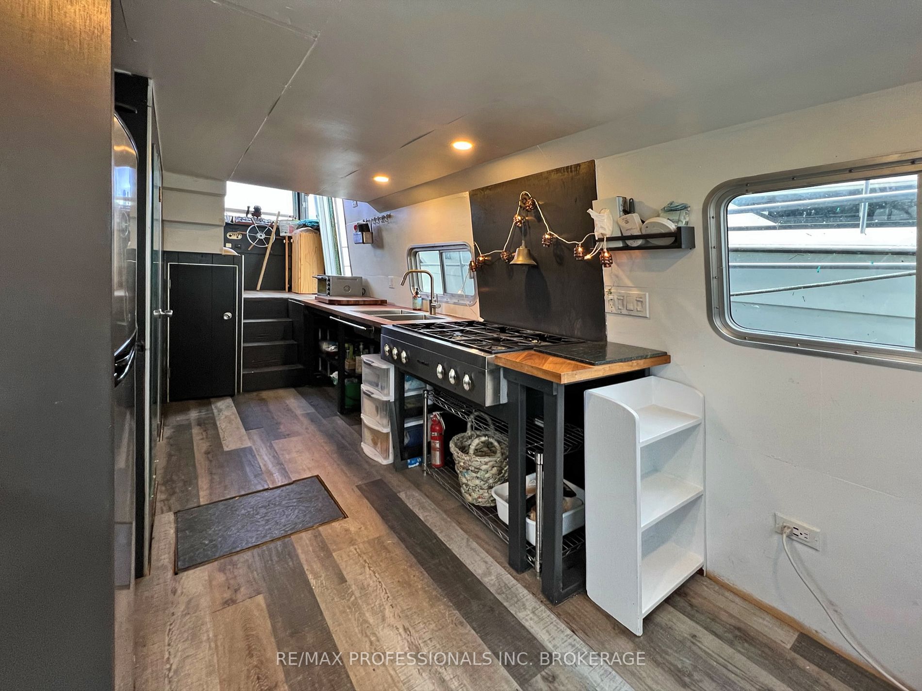 7 Brimley Rd S, #00