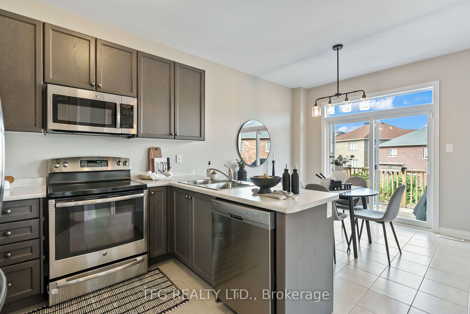 25 Keith-Wright Crescent