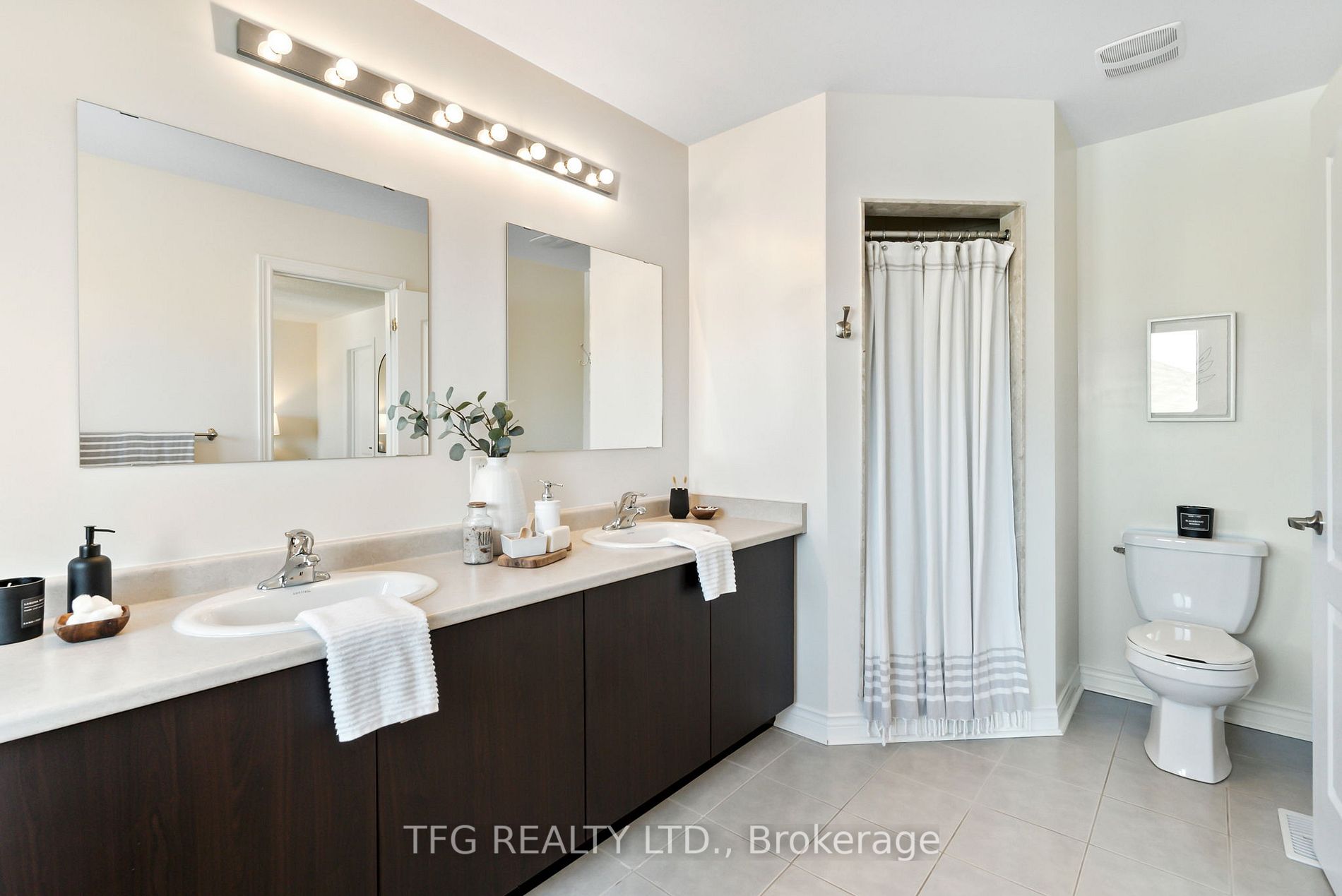 25 Keith-Wright Crescent