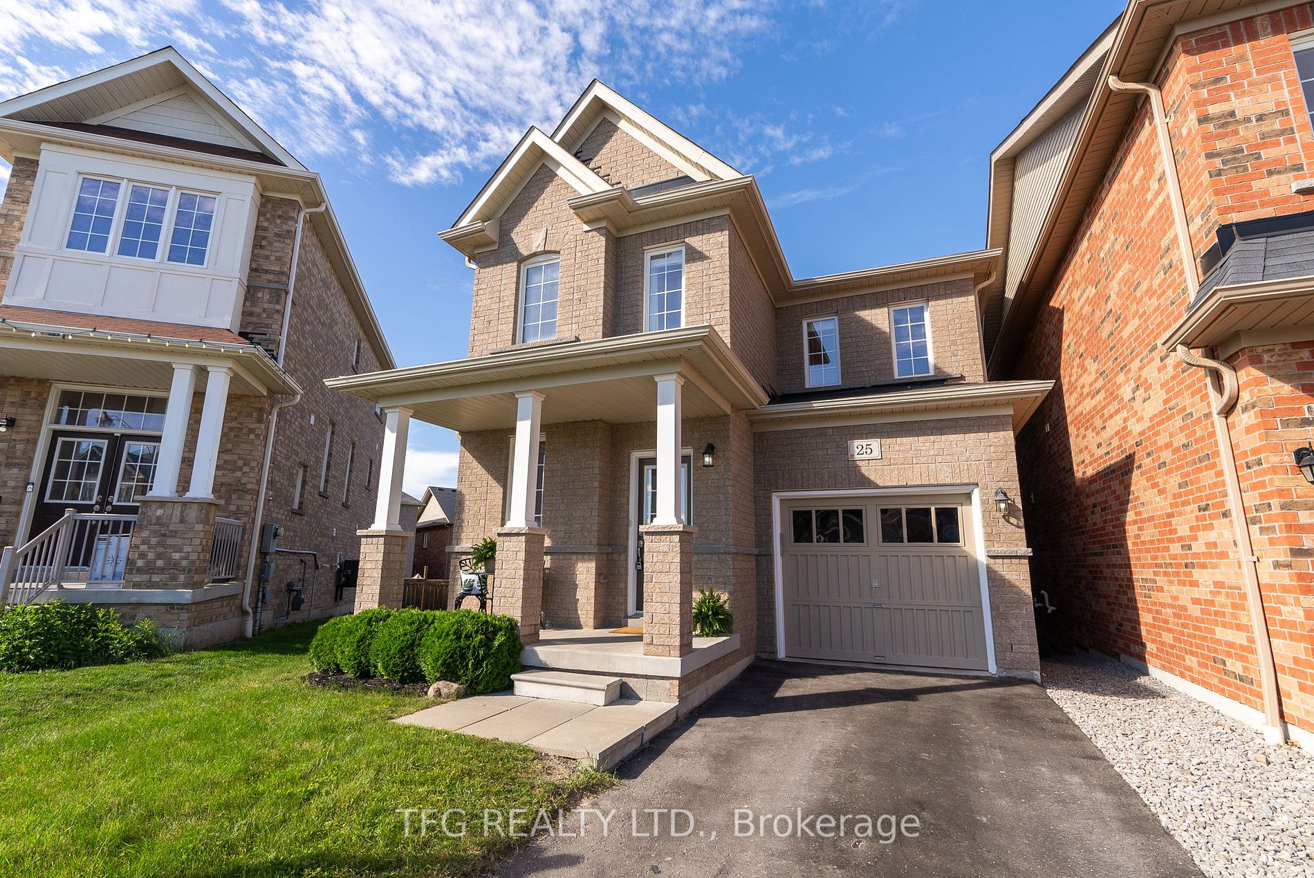 25 Keith-Wright Crescent
