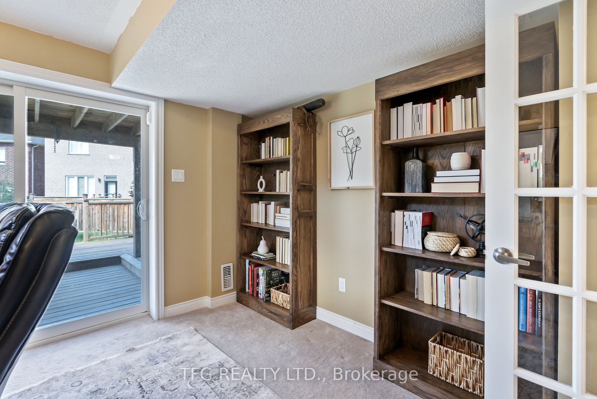 25 Keith-Wright Crescent