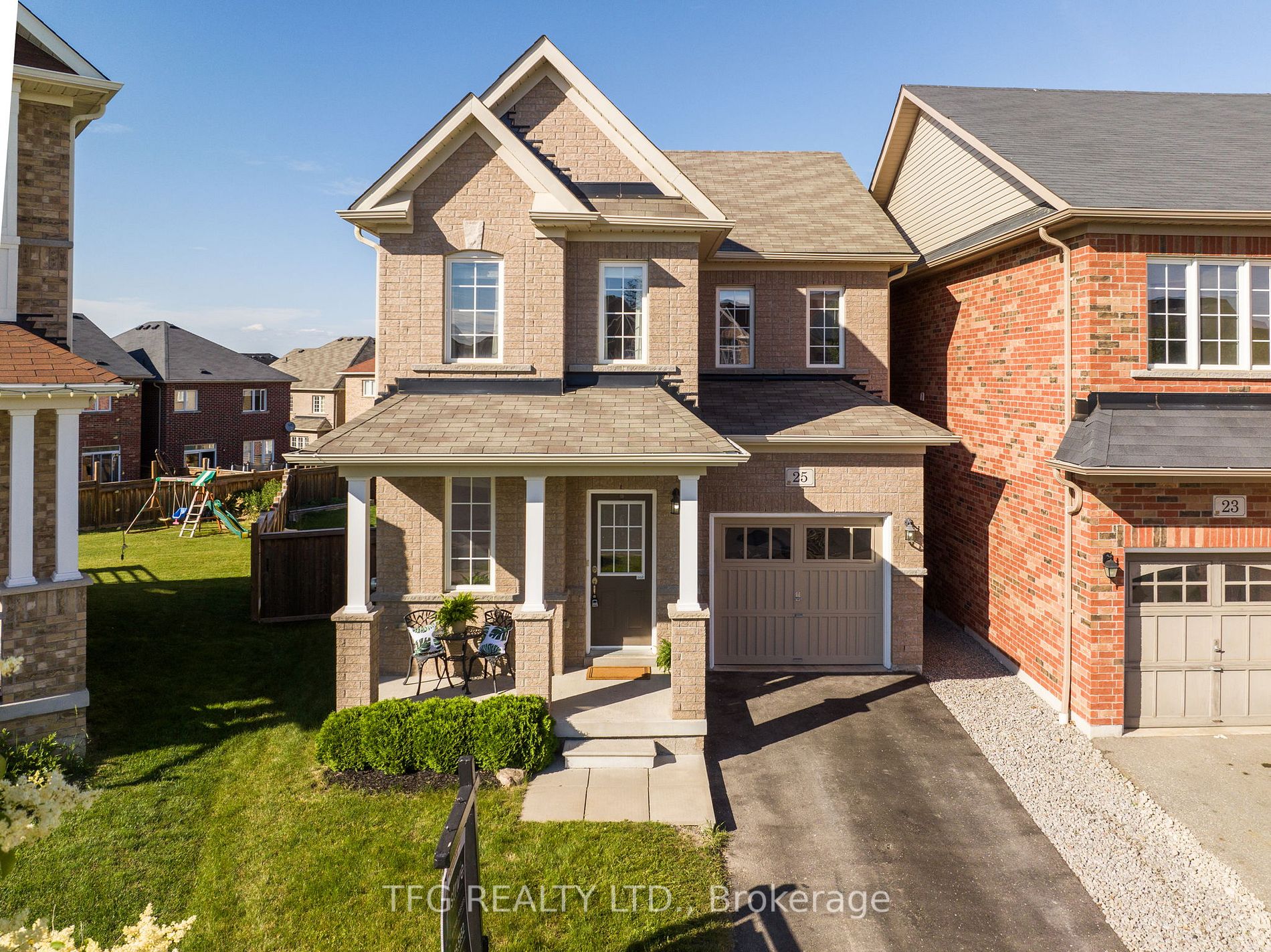25 Keith-Wright Crescent