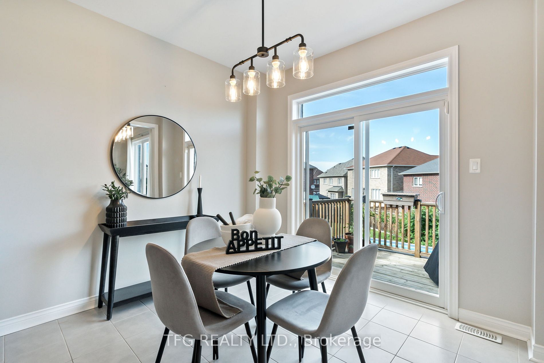 25 Keith-Wright Crescent