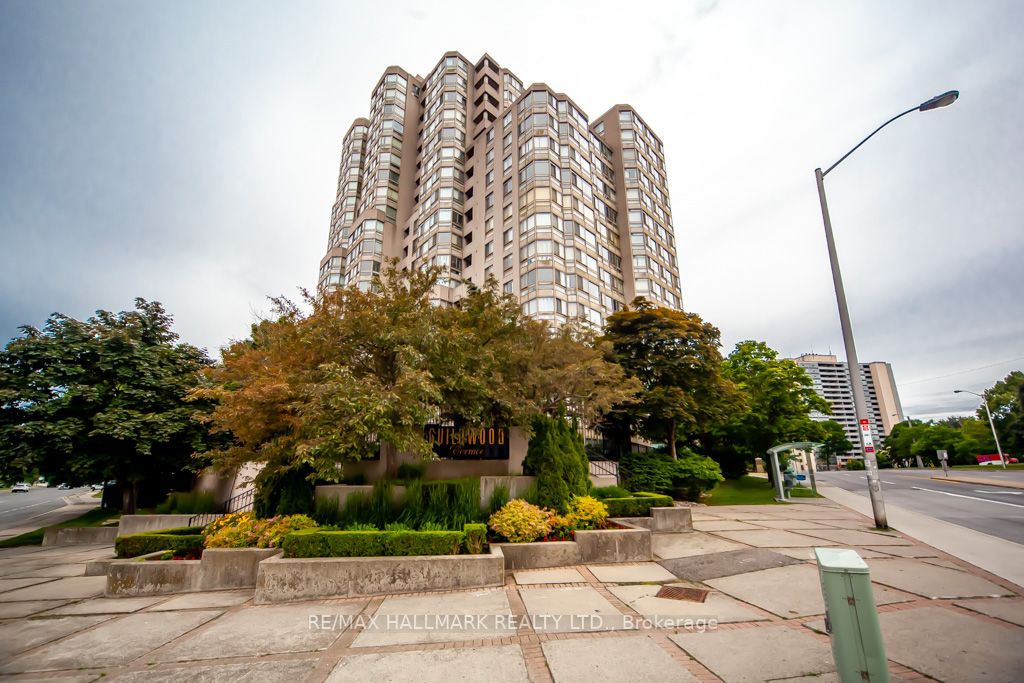 3233 Eglinton Ave E, #907