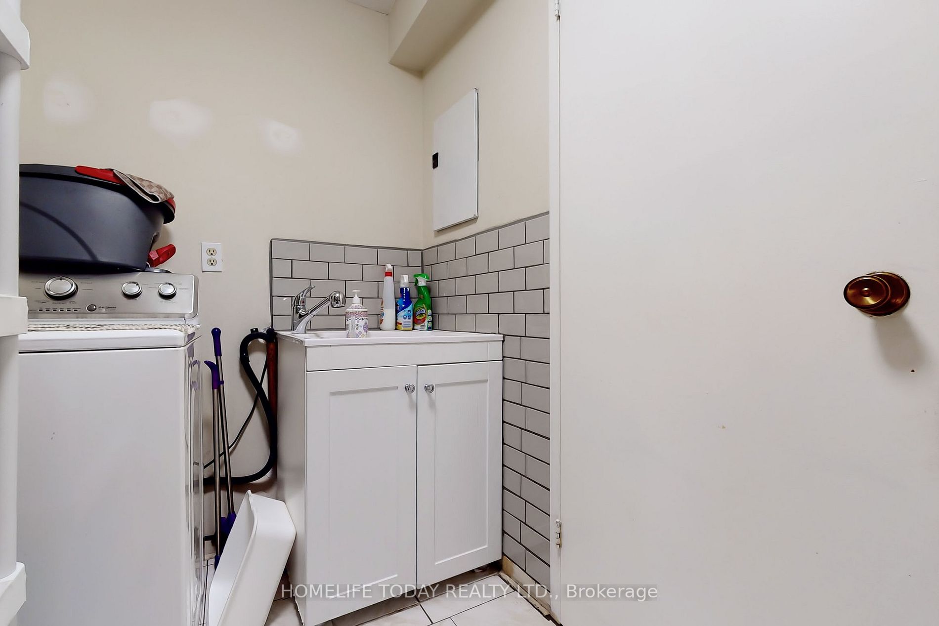 130 Ling Rd, #76