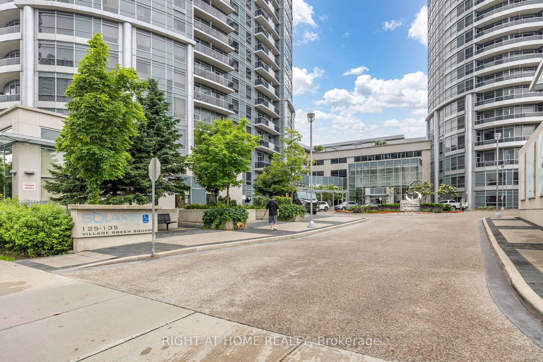 125 Village Green Sq, #1312