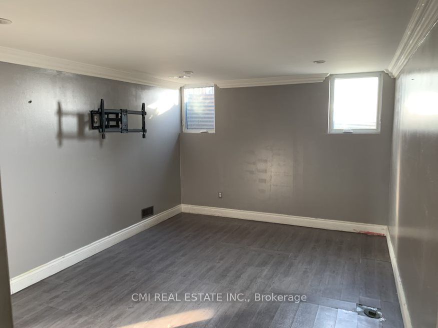 365 Fralicks Beach Rd