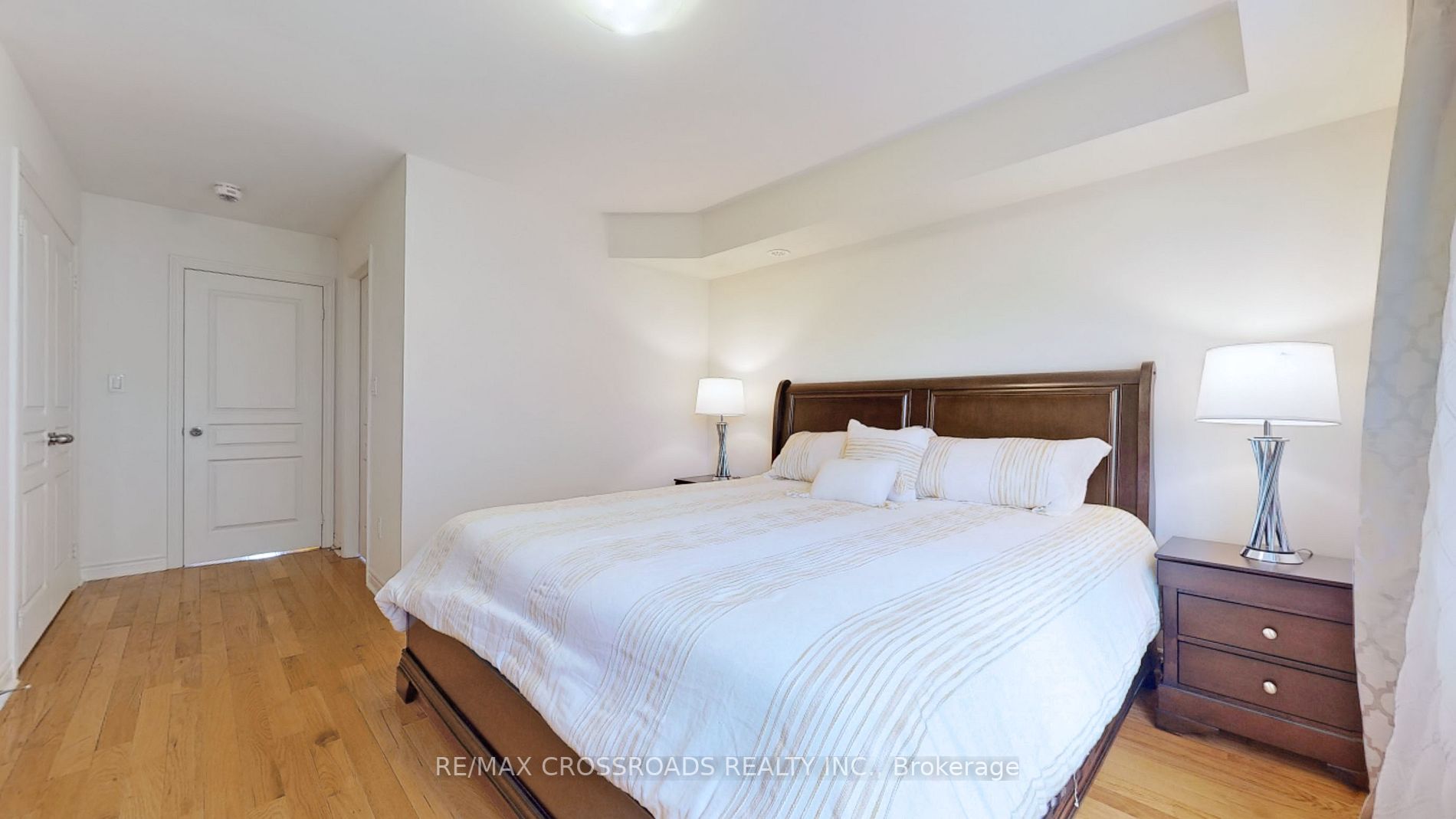 7 Eaton Park Lane, #1