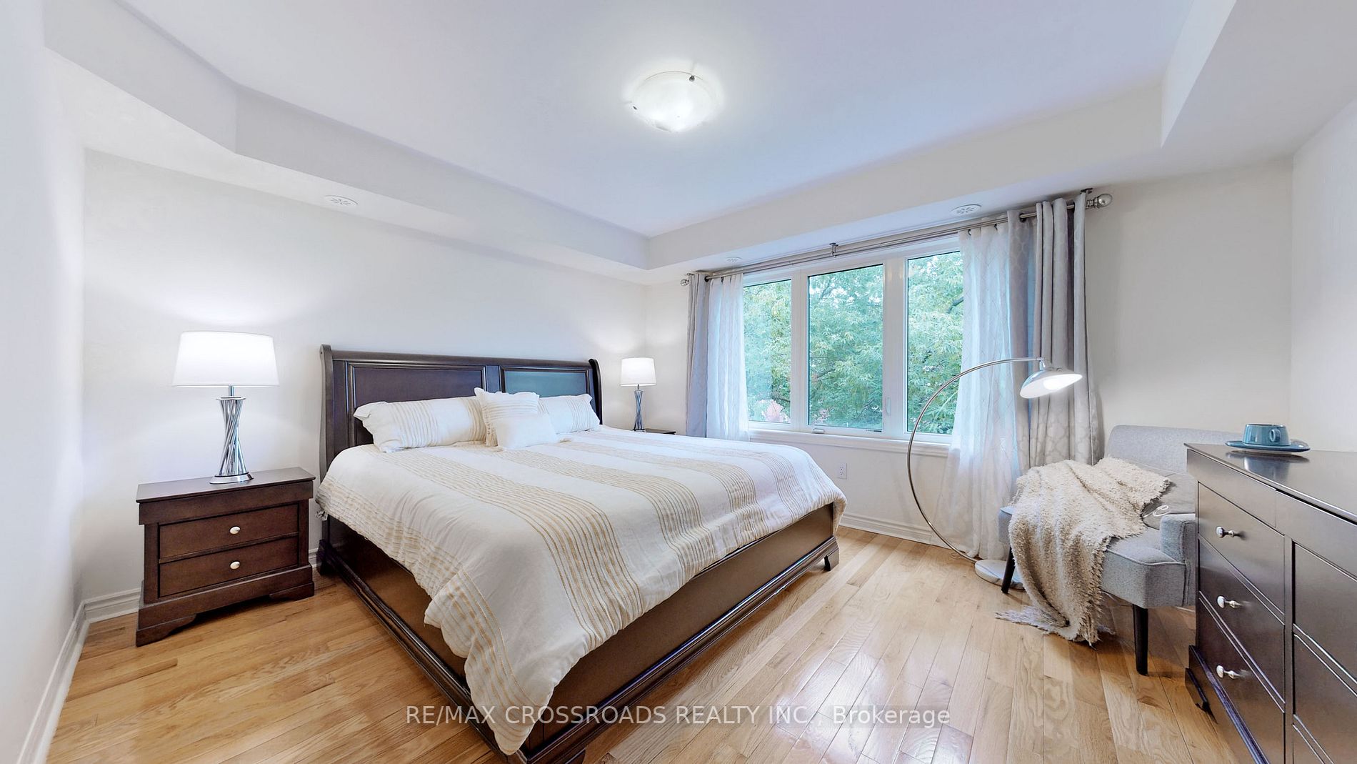7 Eaton Park Lane, #1