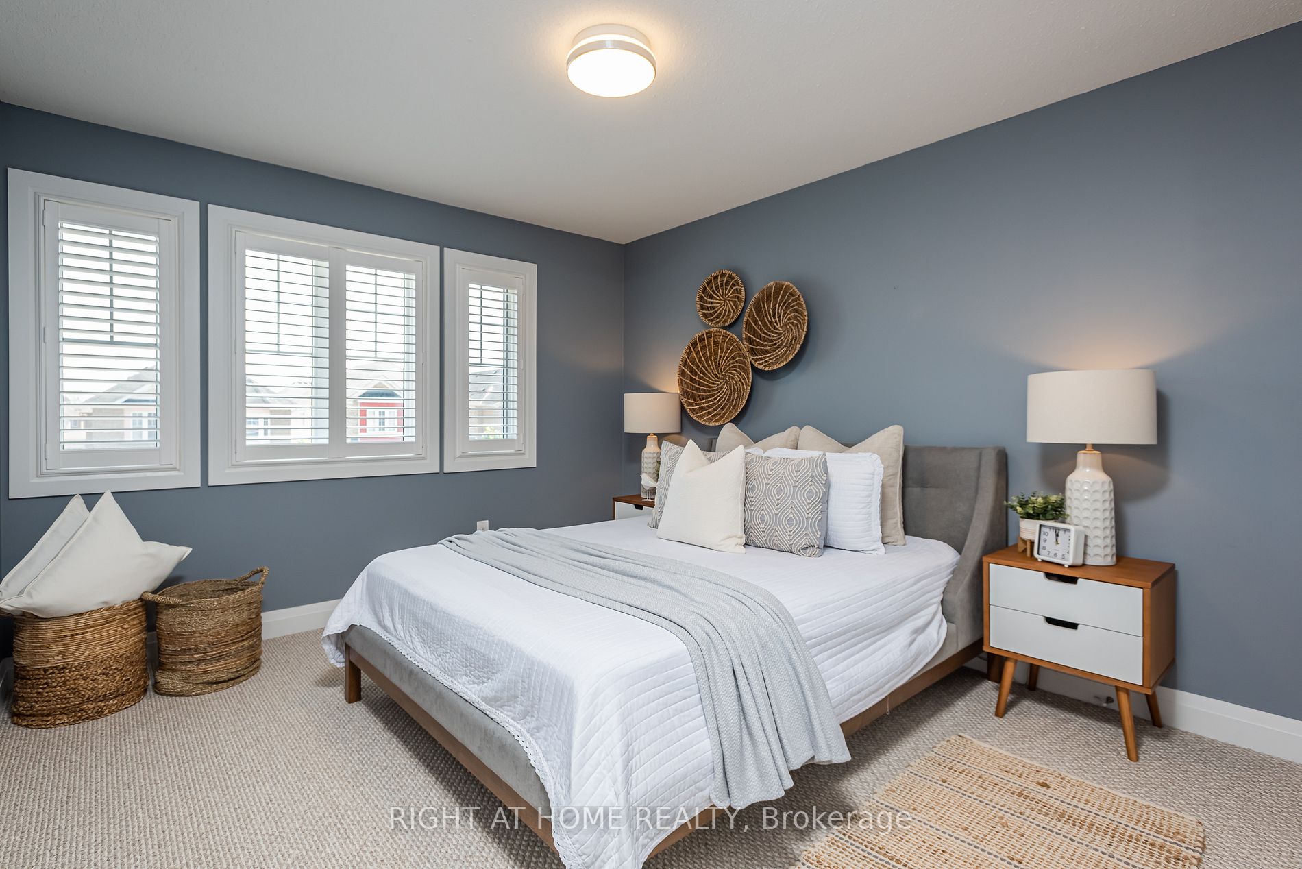 32 Mccourt Dr
