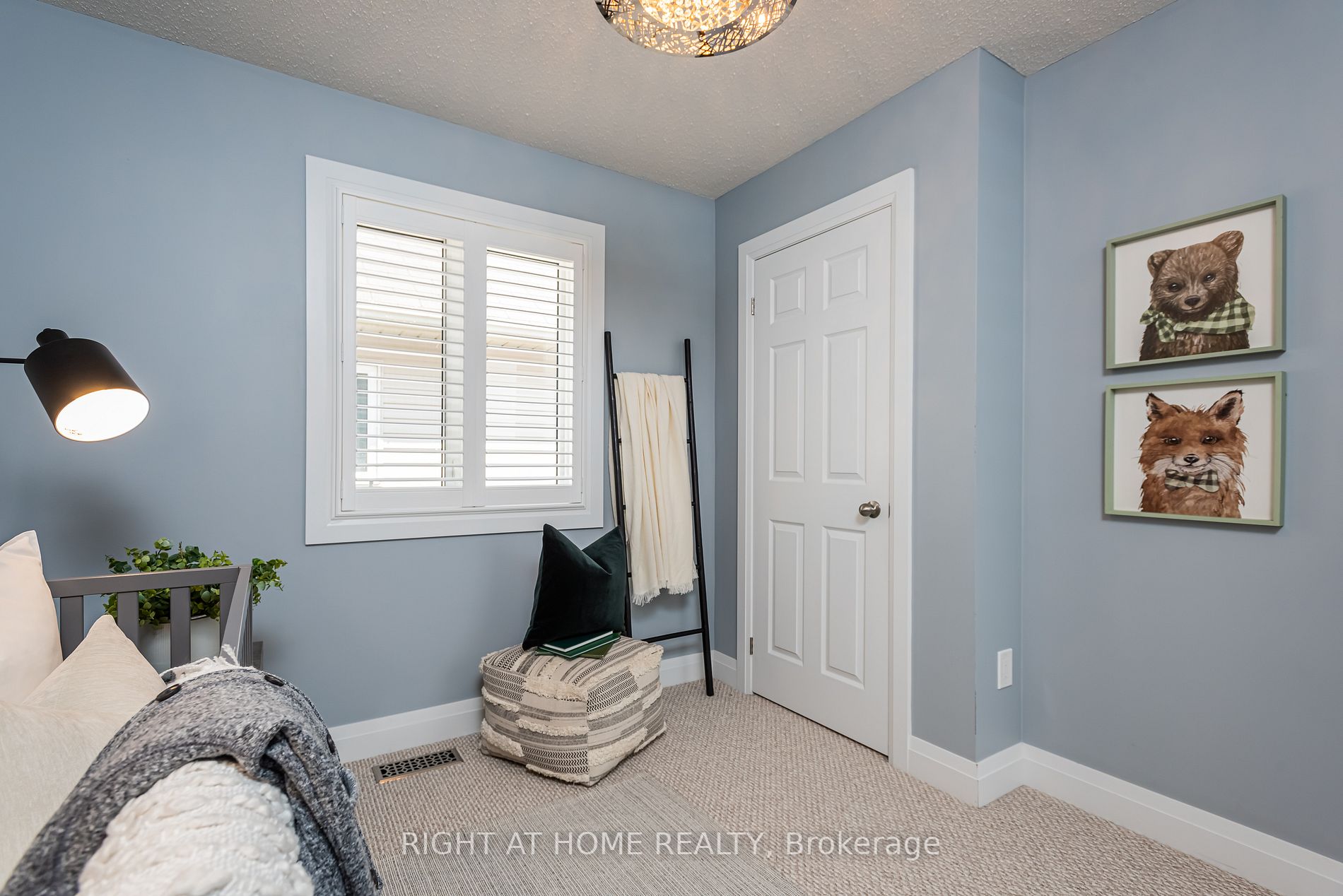 32 Mccourt Dr
