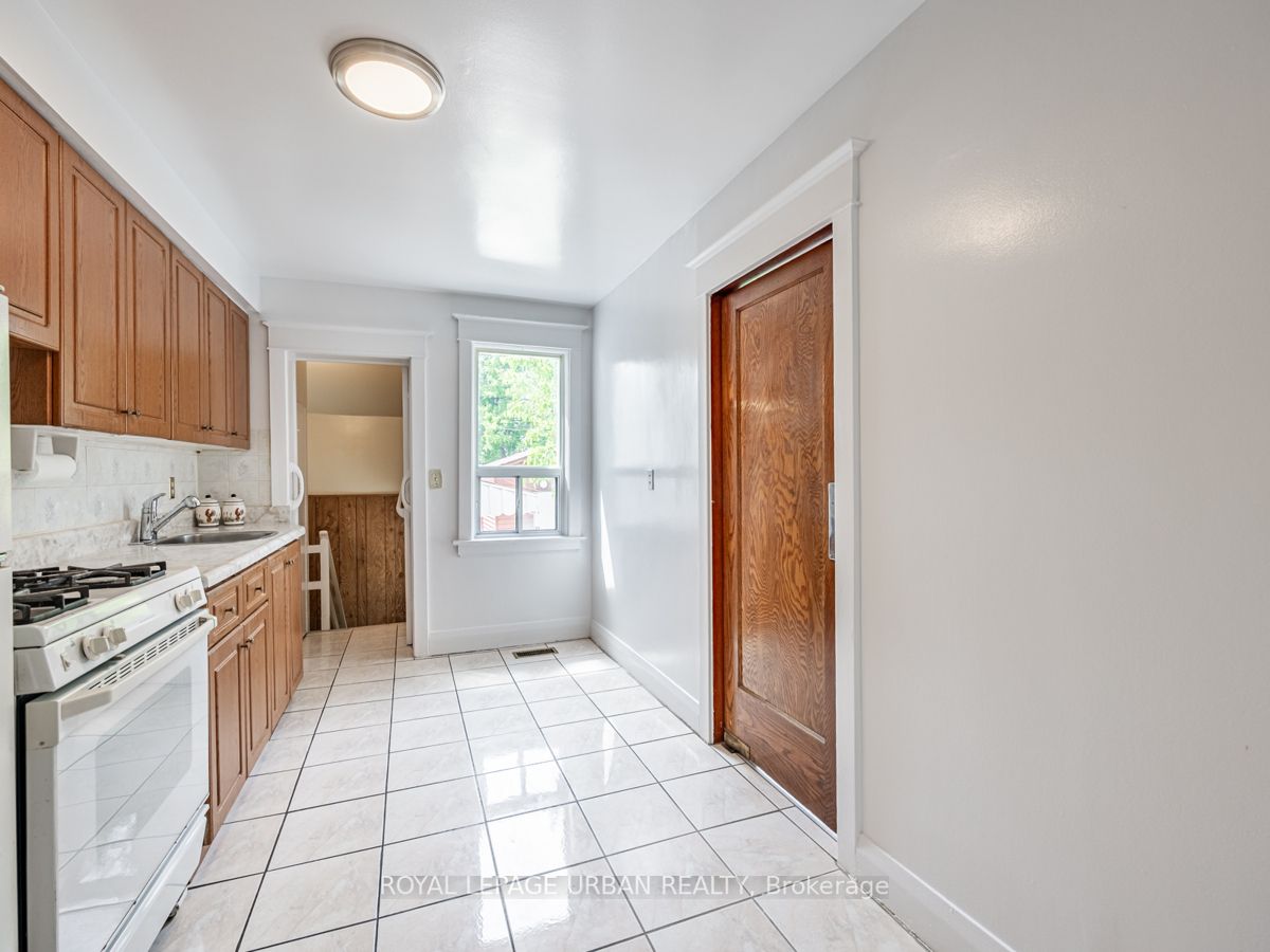 89 Strathmore Boulevard