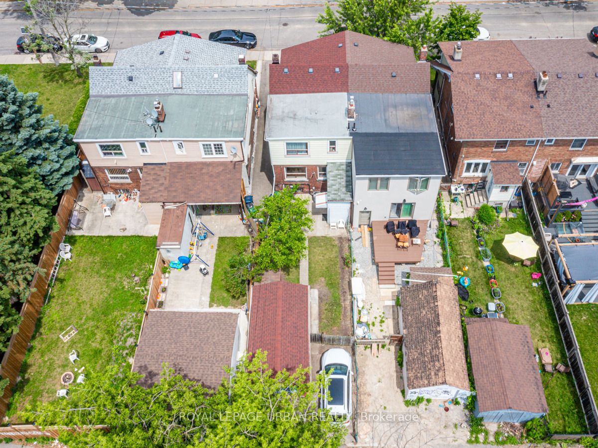 89 Strathmore Boulevard