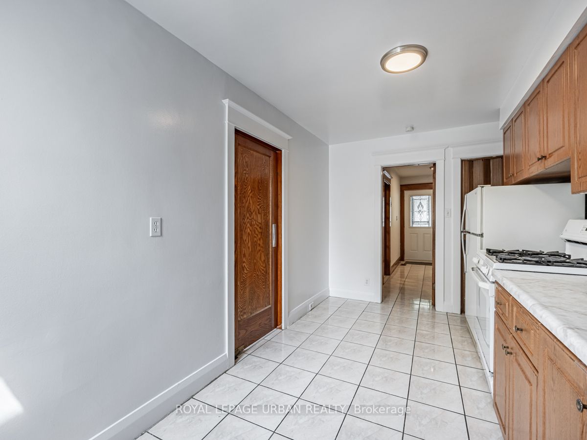 89 Strathmore Boulevard