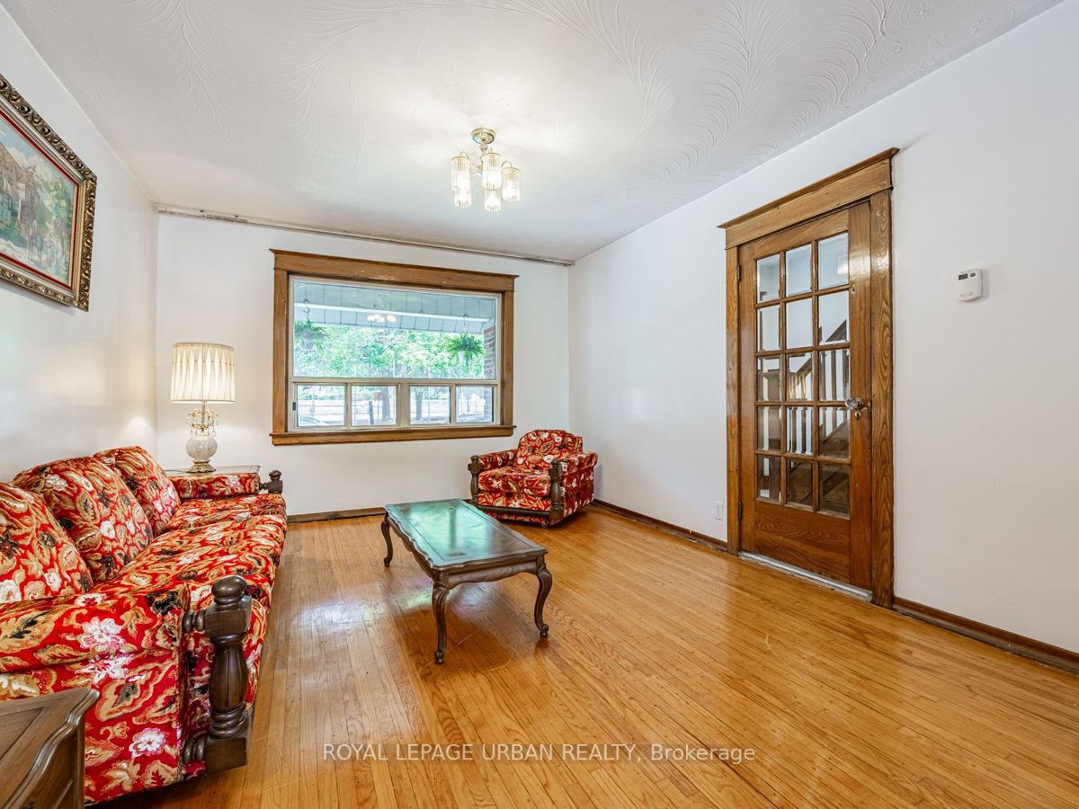 89 Strathmore Boulevard