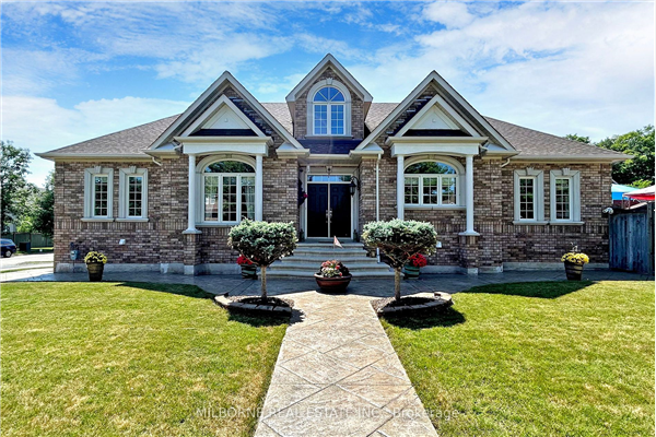 187 Tormina Blvd, Whitby