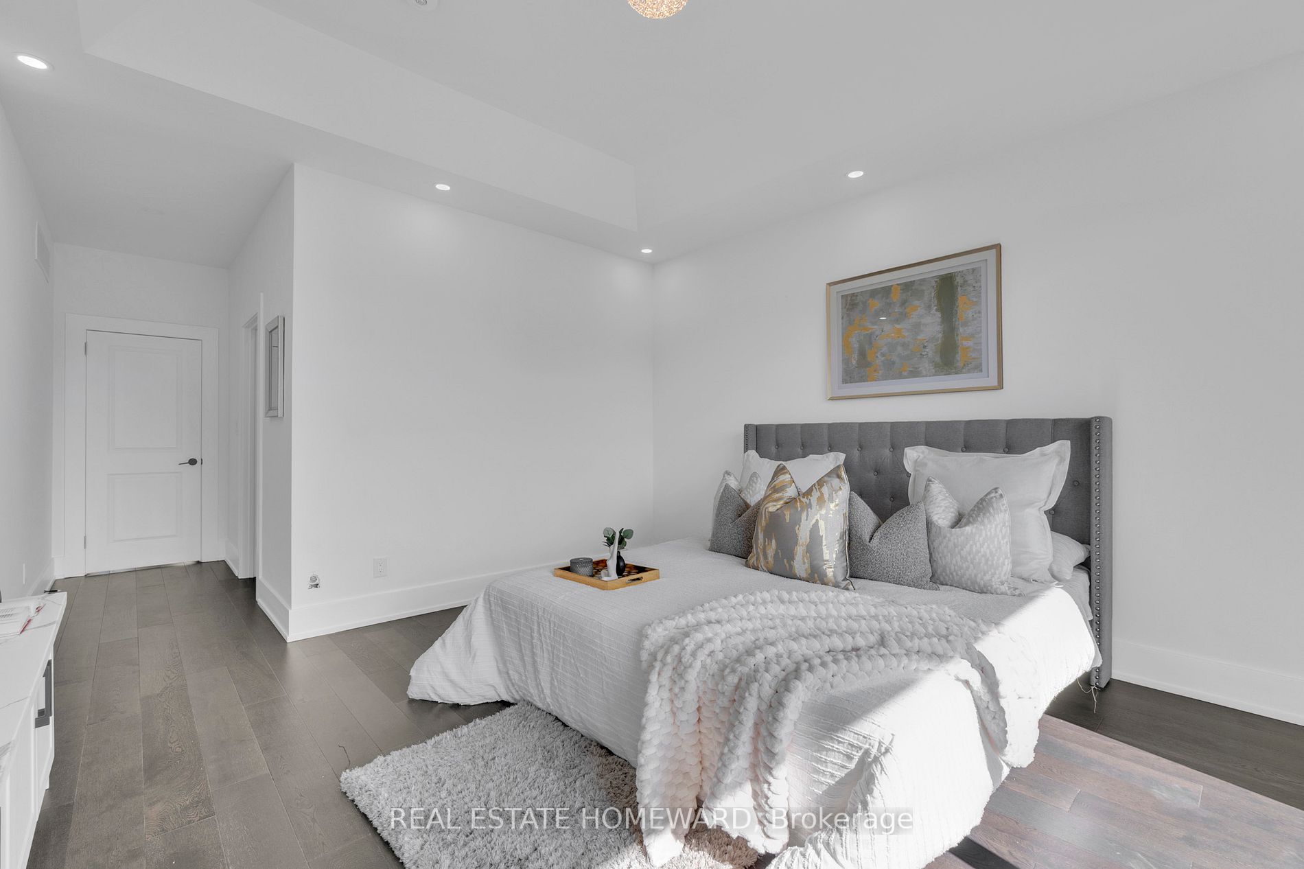 334 Thornton Road N