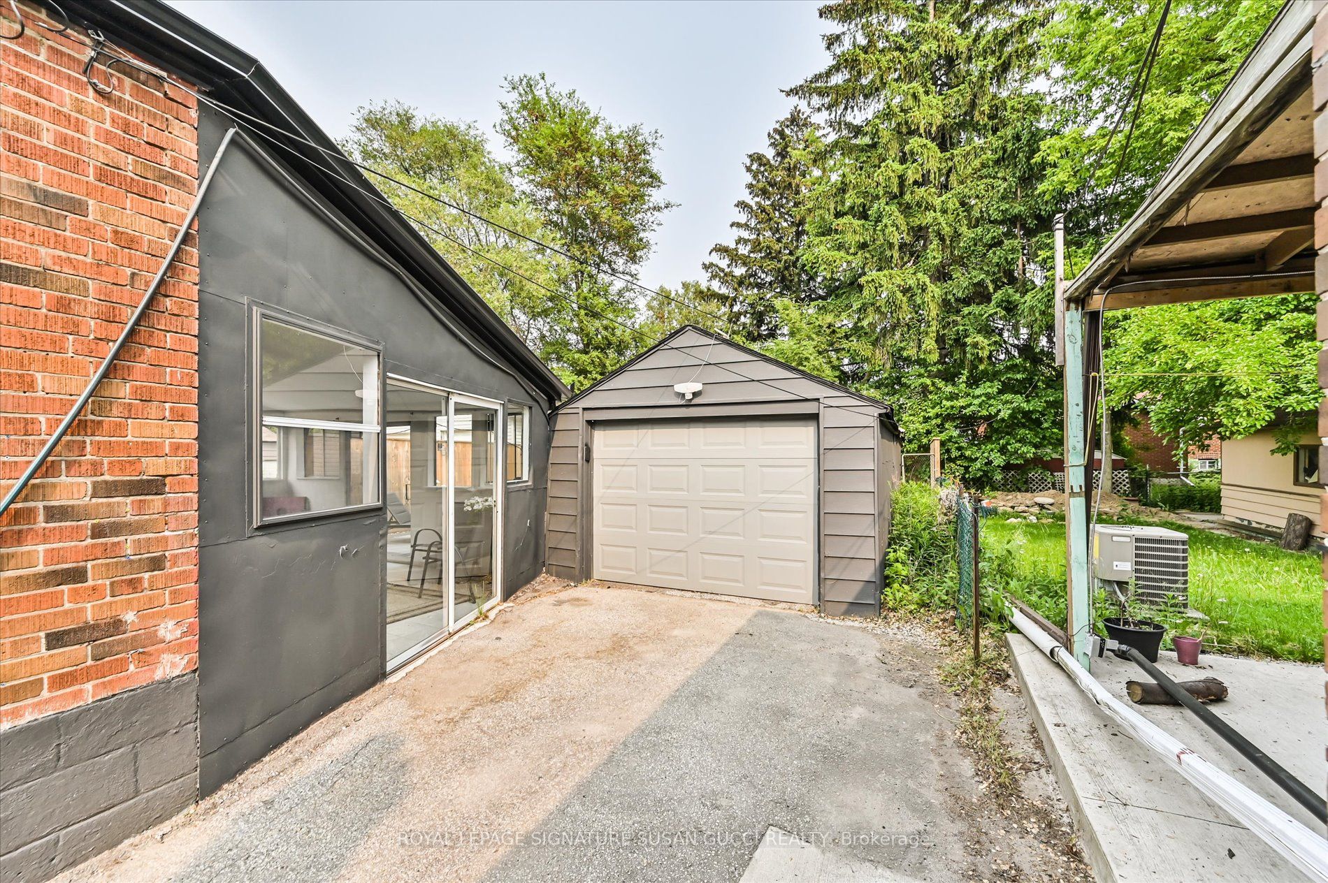 487 Dawes Rd