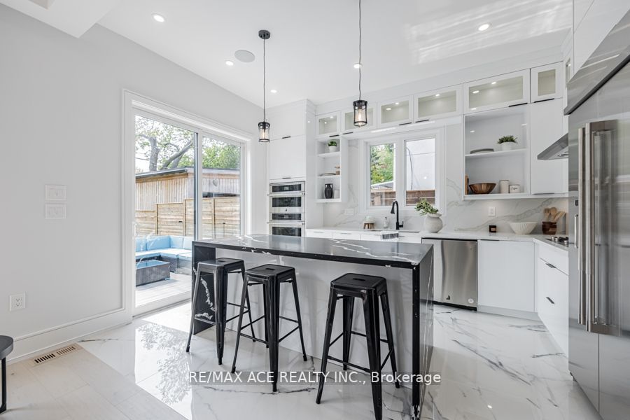 22 Gradwell Dr