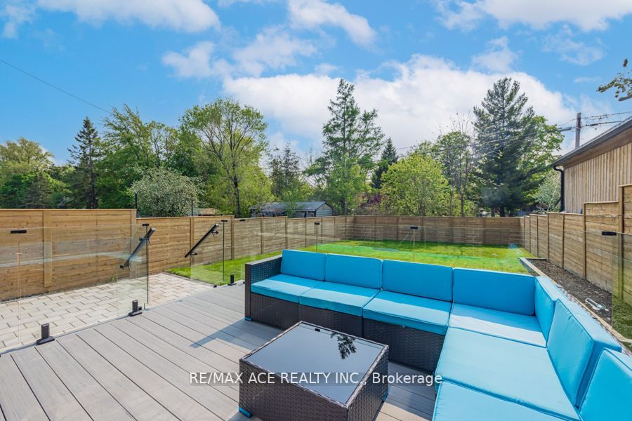 22 Gradwell Dr